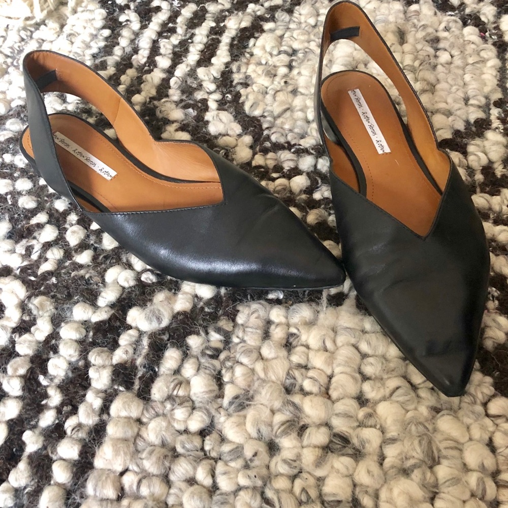 OtherStories Leather Pointed Toe Flats